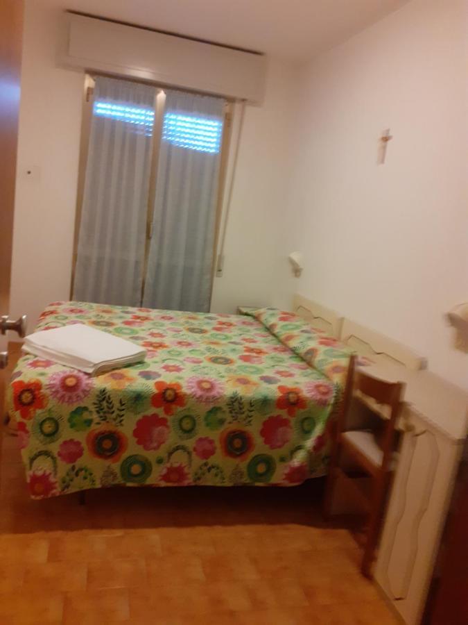 Hotel Rossini Ρίμινι Εξωτερικό φωτογραφία
